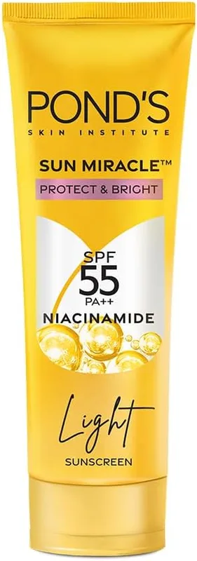 POND'S Serum boost sunscreen For All skin types prevent and fade dark patches with the power of SPF 55 and NIACINAMIDE-C Serum 50g