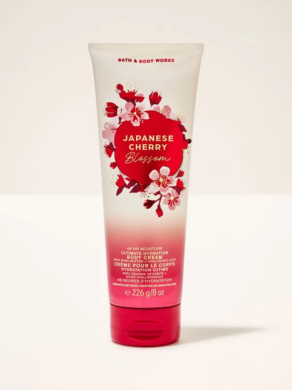 Bath & Body Works Japanese Cherry Blossom Ultimate Hydration Body Cream - 226 g