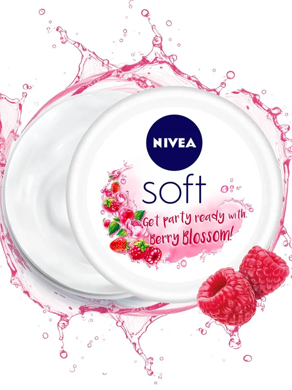 Nivea Unisex Soft Light Berry Blossom Moisturiser 200 ml