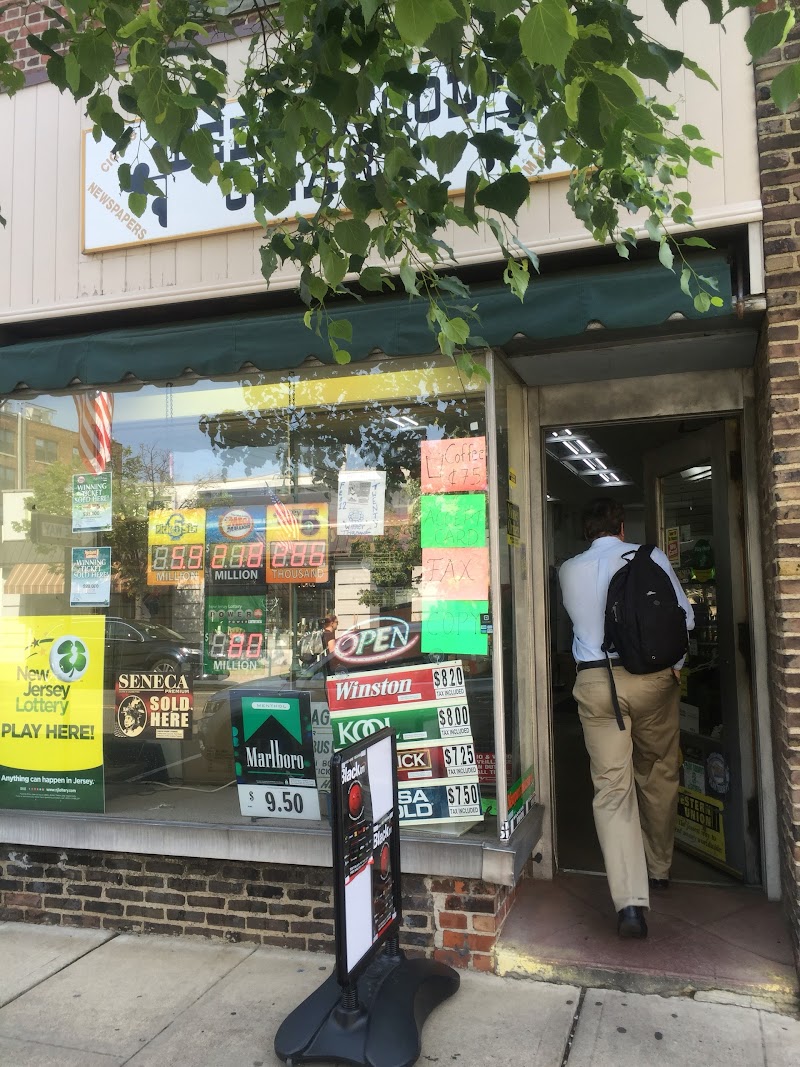 Beechwood Cigars & Newspapers