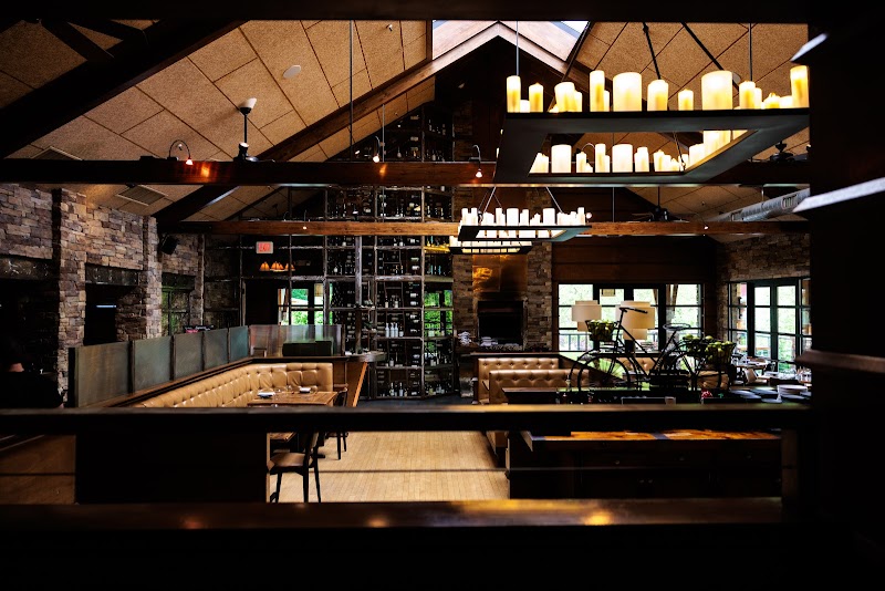 Stone House - Landmark Tavern