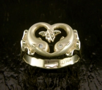 Steven Douglas - Dolphin Heart Ring  F012