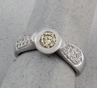 Michael Chang - Diamond Ring MC- 08258-08