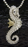 Steven Douglas - Seahorse Pendant SGP600