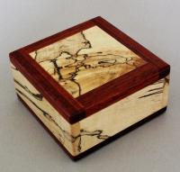 Natural Renaissance: NR24 Magnetic Box - Bloodwood and Spalted Maple