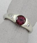 C. Priolo: Terry Seaver - Ring Rhodolite Garnet SD1242