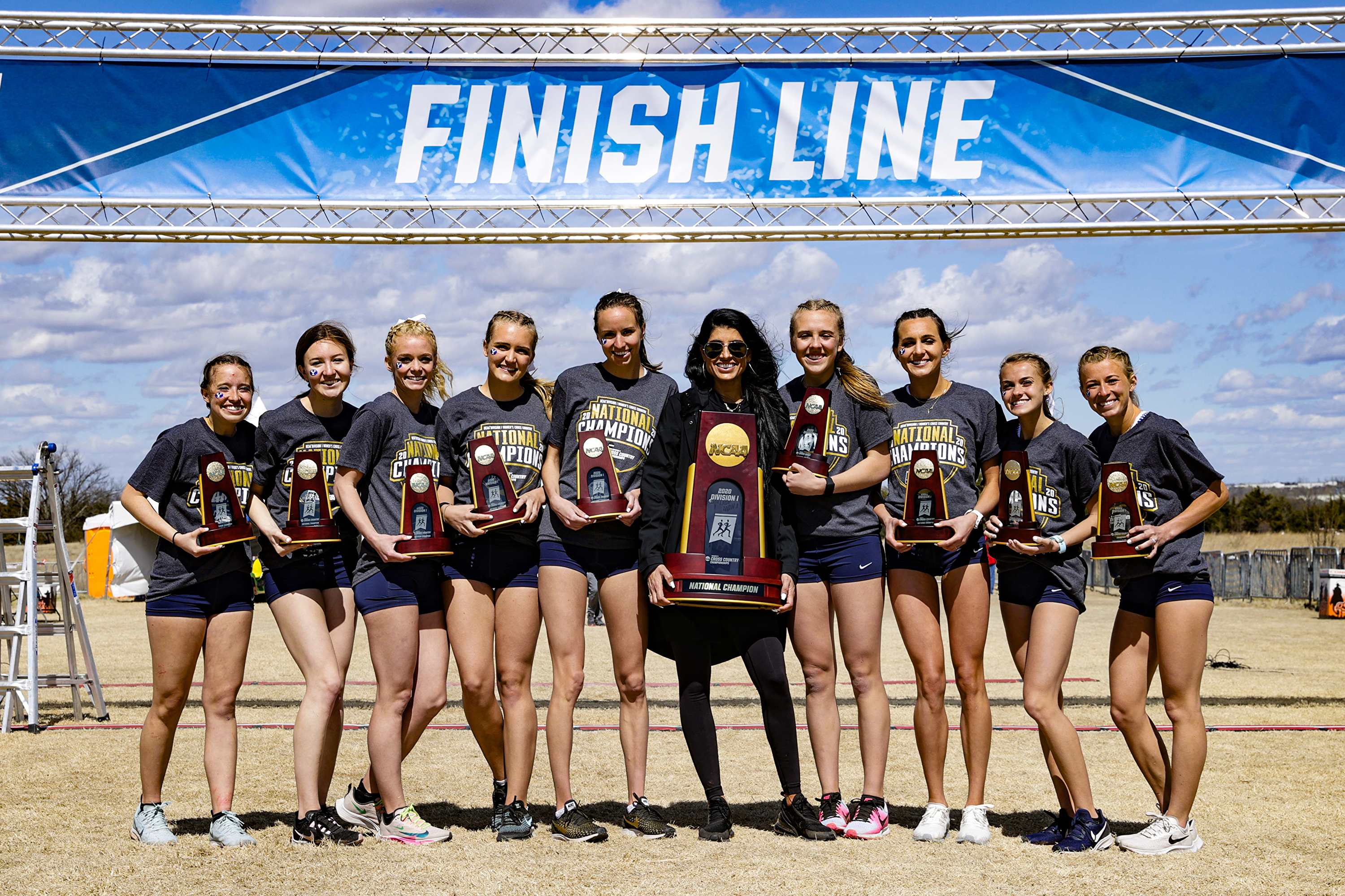 2020-21 NCAA XC Champions - BYU women's cross country team photo