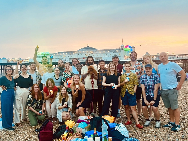 Descriptive alt text