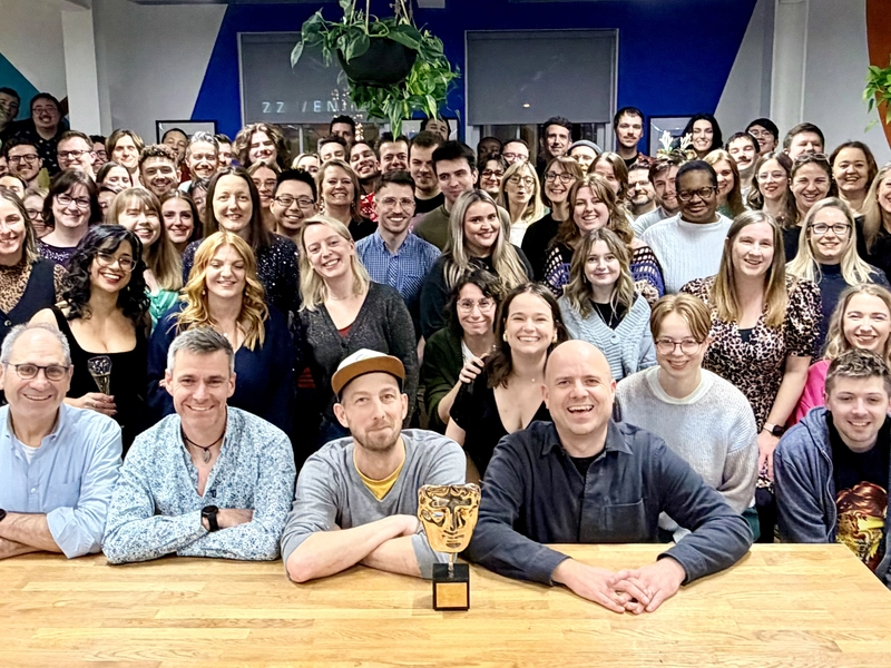 Descriptive alt text