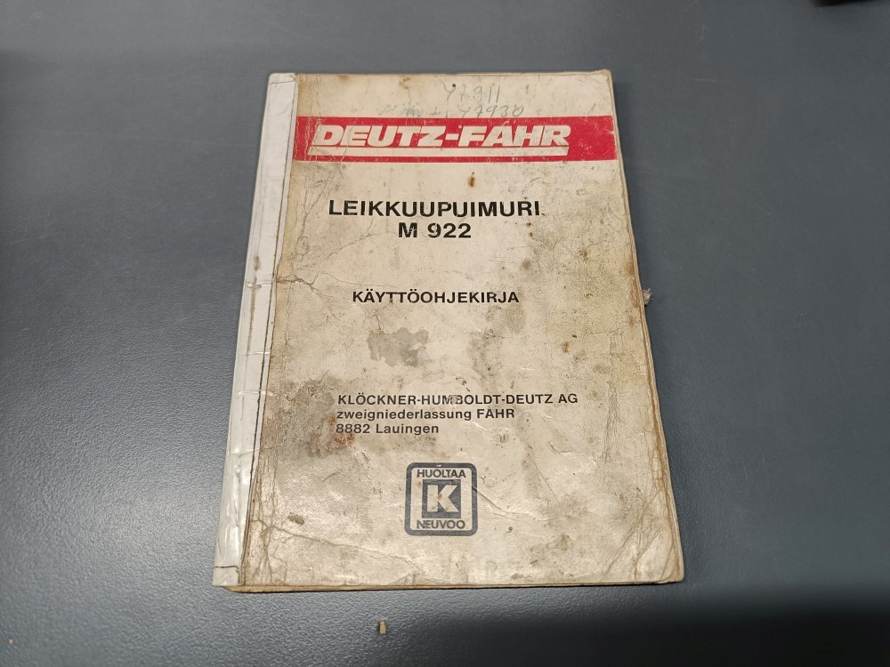 Deutz Fahr M922 leikkuupuimurin ohjekirja /