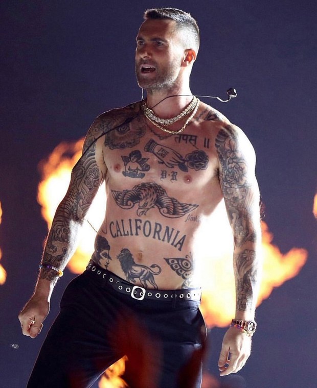 Not Even Adam Levine's Shirtless Moment Saved Maroon 5's 2019 Super Bowl  Halftime Show From Being A Snoozefest: Full Performance Video - Directlyrics