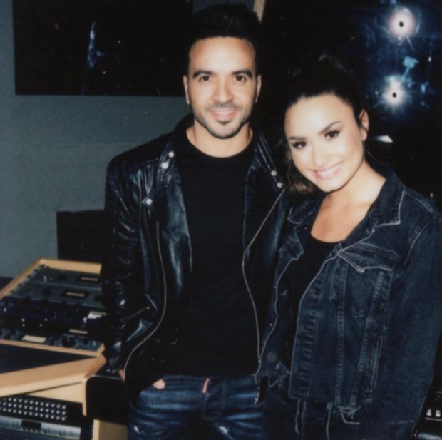 Demi Lovato sizzles and sings in Spanish with Luis Fonsi