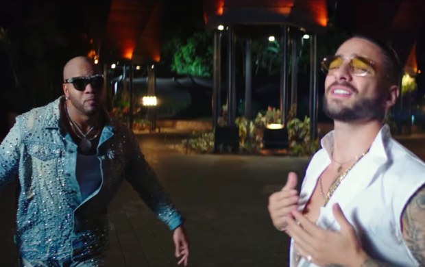 Flo Rida & Maluma Hit On Colombian Babes In 