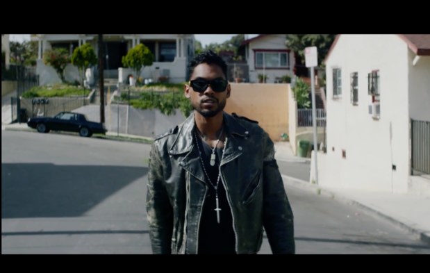 Miguel Premieres Puzzling Music Video For Nwa Watch Directlyrics 