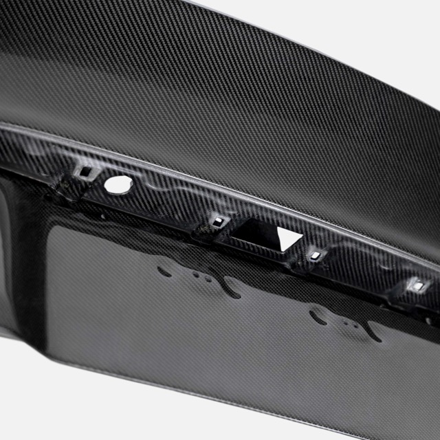 Seibon - Lexus IS350 XE30/MC2 - C-Style Carbon Fiber Trunk Lid - Image 7