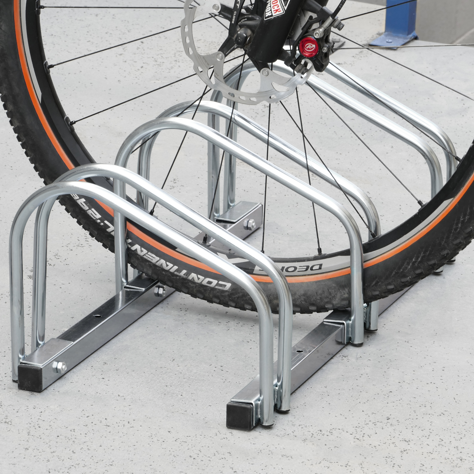 Parcheggio per 2 biciclette Rastrelliera portabiciclette Supporto para  pavimento o parete - Cablematic