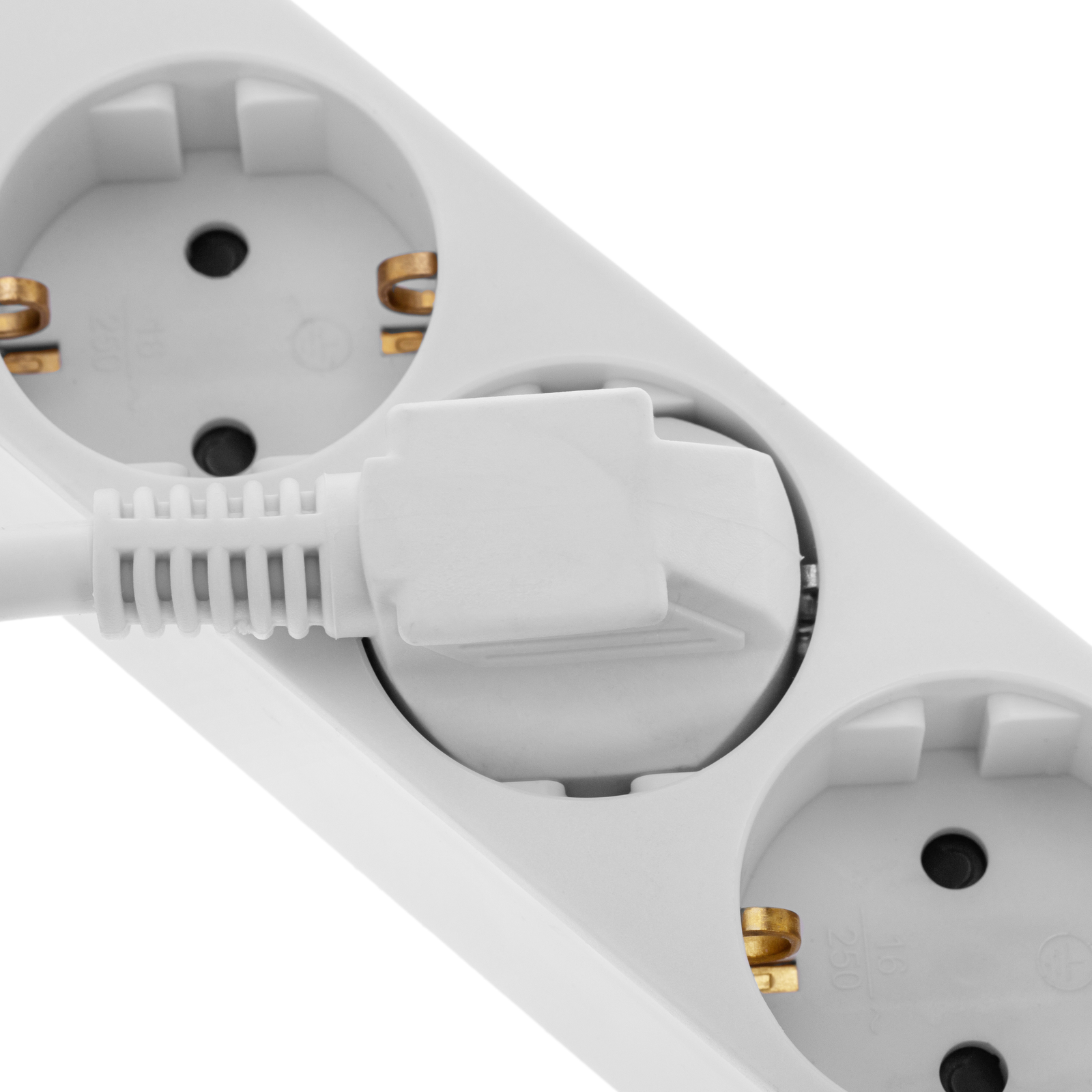 Regleta de 3 enchufes Schuko con interruptor de Lanberg color blanco 1.5m  PS1-03E-0150-W - Cablematic