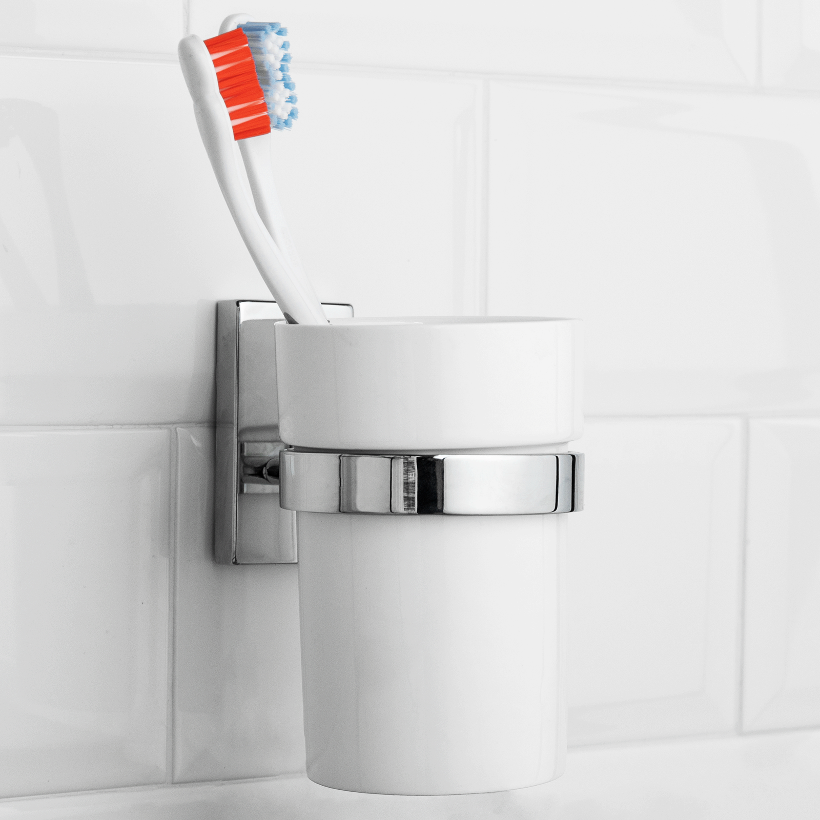 Vaso 68mm diámetro porta cepillo de dientes con soporte porta vaso de pared  modelo Paddy - Cablematic