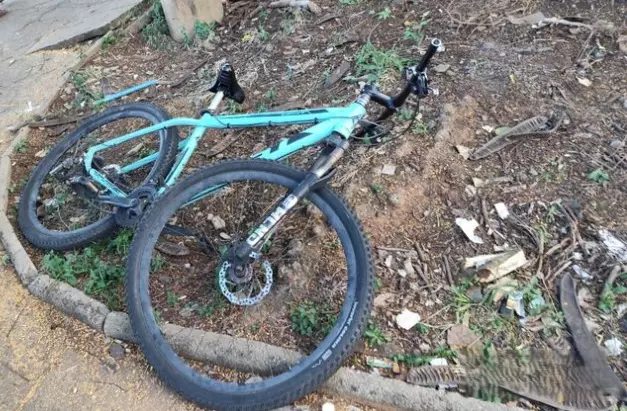 Colisão contra ciclista provoca traumatismo craniano