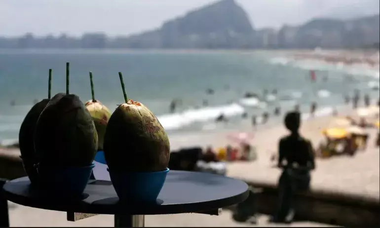 Gastos de turistas estrangeiros no Brasil batem R$ 25 bilhões e atingem recorde histórico