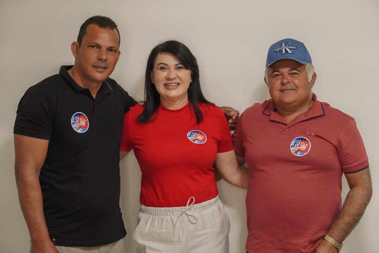 Eliane Soares amplia apoios em Petrolândia e fortalece pré-candidatura a deputada federal