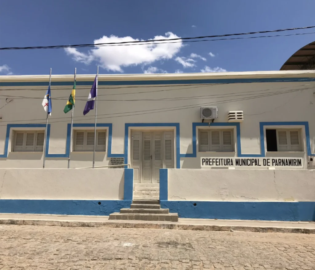 Prefeitura de Parnamirim abre processo seletivo com 150 vagas e salários de até R$ 9 mil
