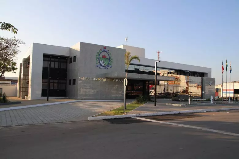 Câmara de Barreiras reverencia líderes da fé em Sessão Solene pelo Dia do Pastor