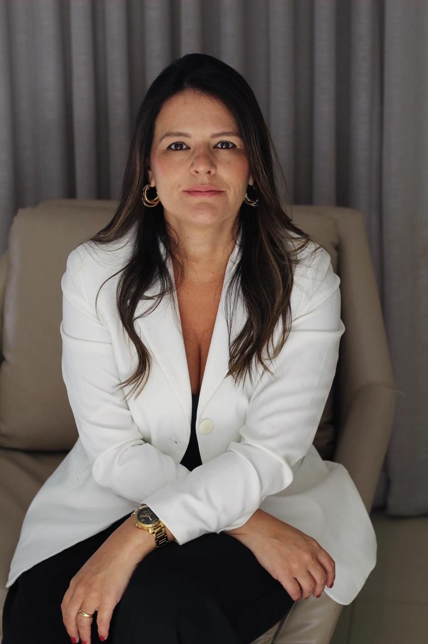Dra. Paula M Dalle Laste
