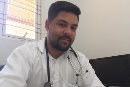 Saiba quem é o médico preso por agredir namorada e estuprar a ex