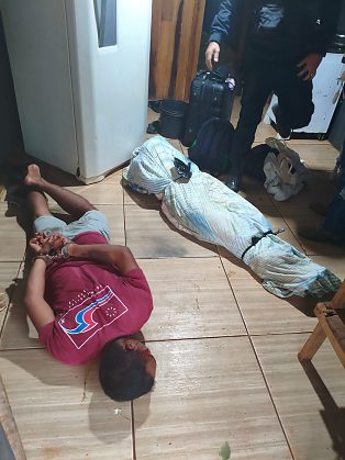 Jovem é sequestrada e executada por dupla do CV em boate de MT
