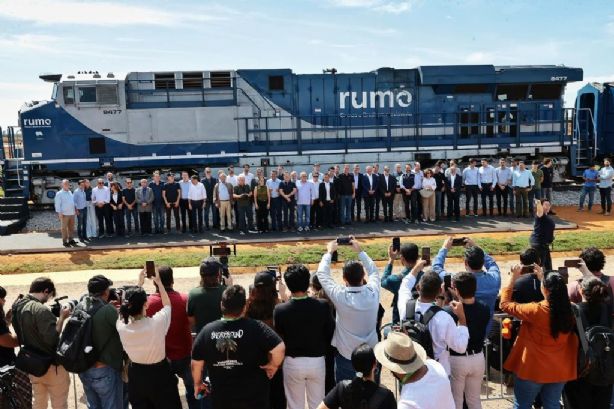 Governo de MT e Rumo inauguram 1º trecho da Ferrovia Estadual: 'Mato Grosso é um exemplo do que o Brasil pode fazer', afirma governador