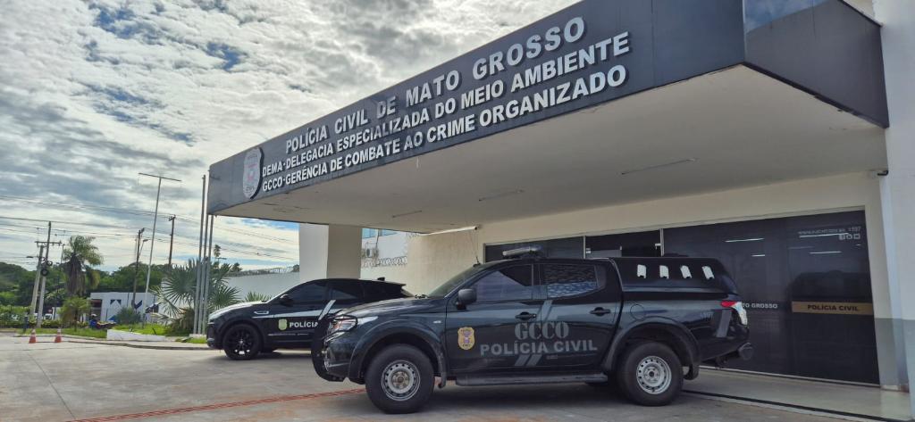 Polícia Civil cumpre mandados contra grupo investigado por esquema de influência em decisões judiciais