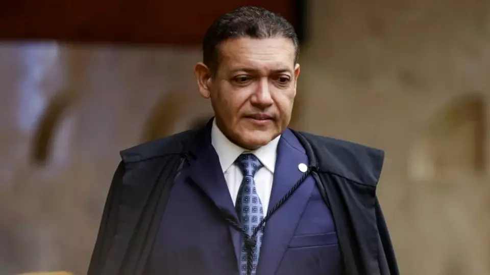 Nunes Marques assume TSE com desafio do uso da IA nas Eleições 2026