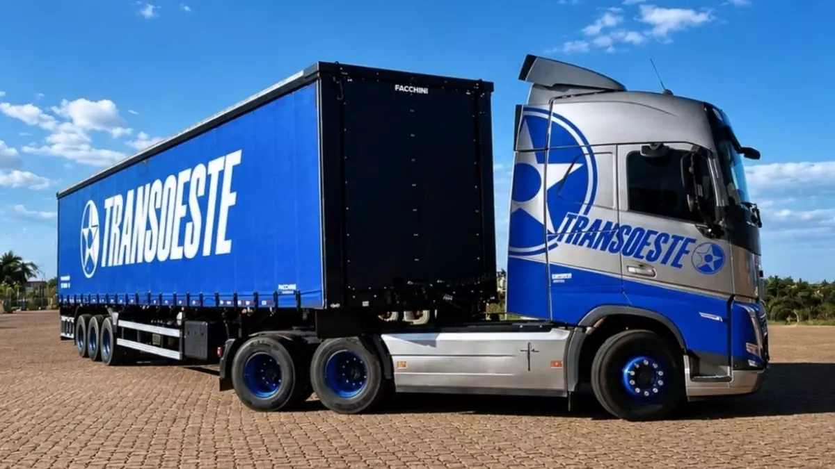 Transoeste abre vagas para Motorista Manobrista