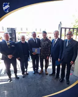 Presidente do Esperia homenageado