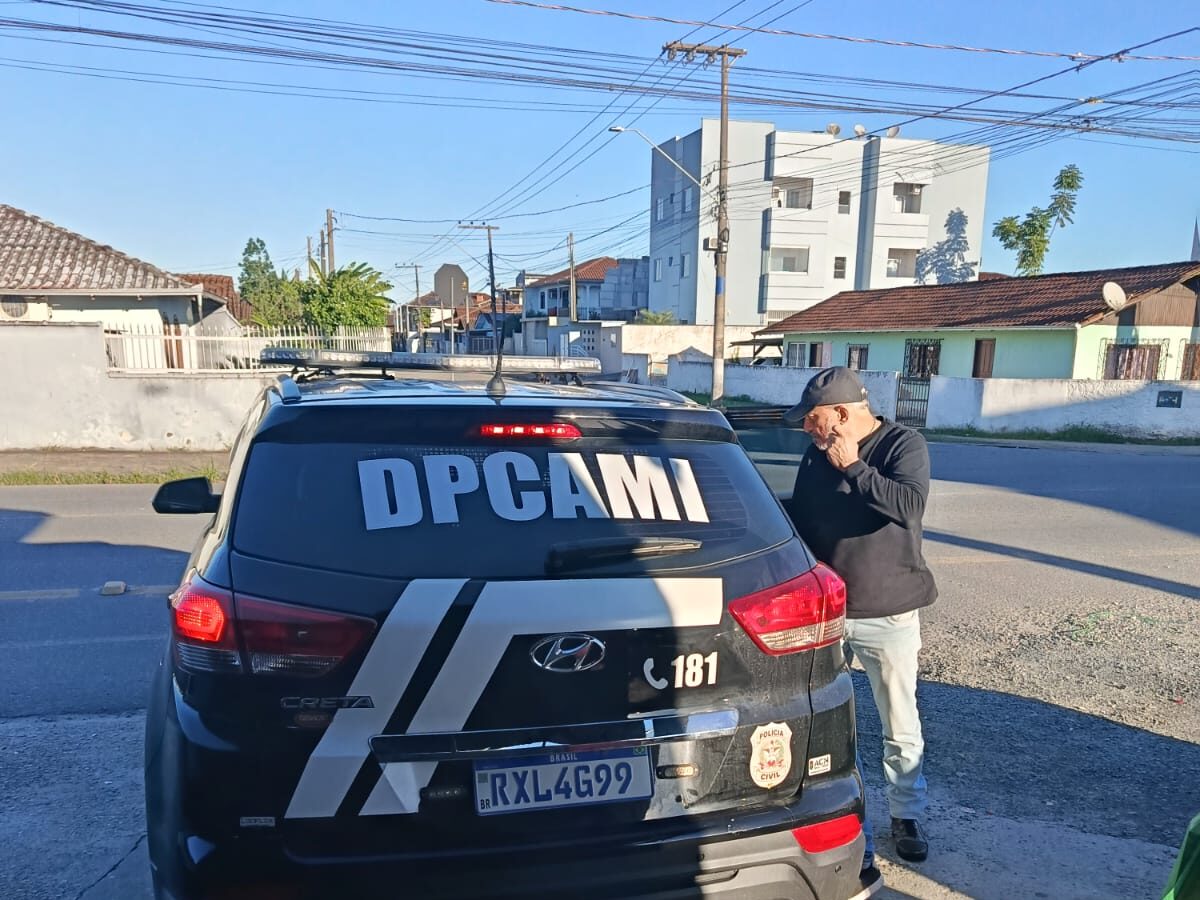Polícia Civil prende dois homens por descumprimento de medidas protetivas em Joinville