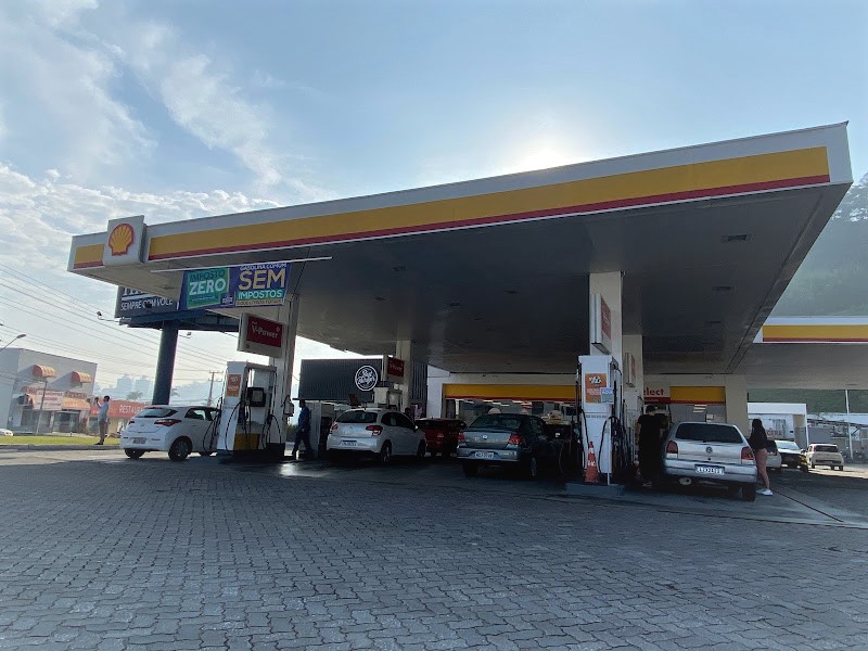 Postos Havan terão gasolina comum a R$ 4,99 no Dia do Imposto Zero