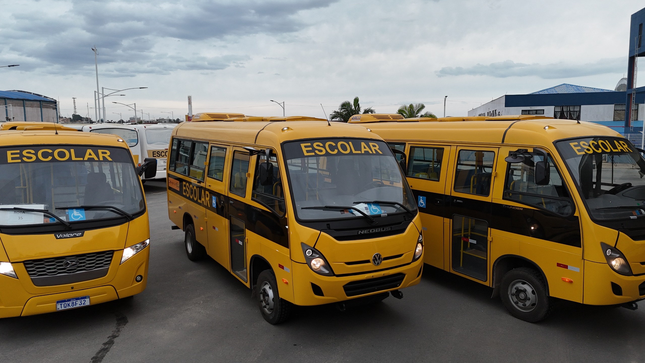 Barra Velha adquire dois novos ônibus escolares rurais para reforçar transporte de estudantes