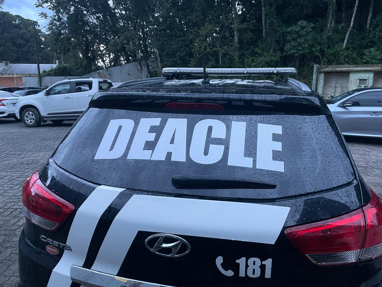 Polícia Civil apreende celulares em operação contra gravação ilegal de vídeos íntimos de menor em Joinville