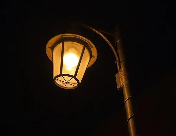 Broken Street Lamp
