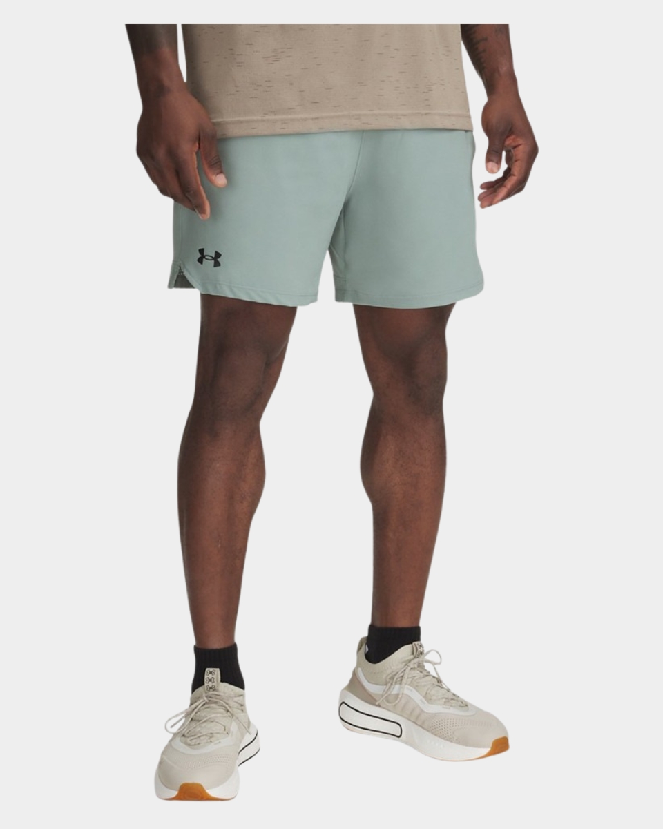 SHORT UA VANISH WOVEN VERDE MEN 1373718-348