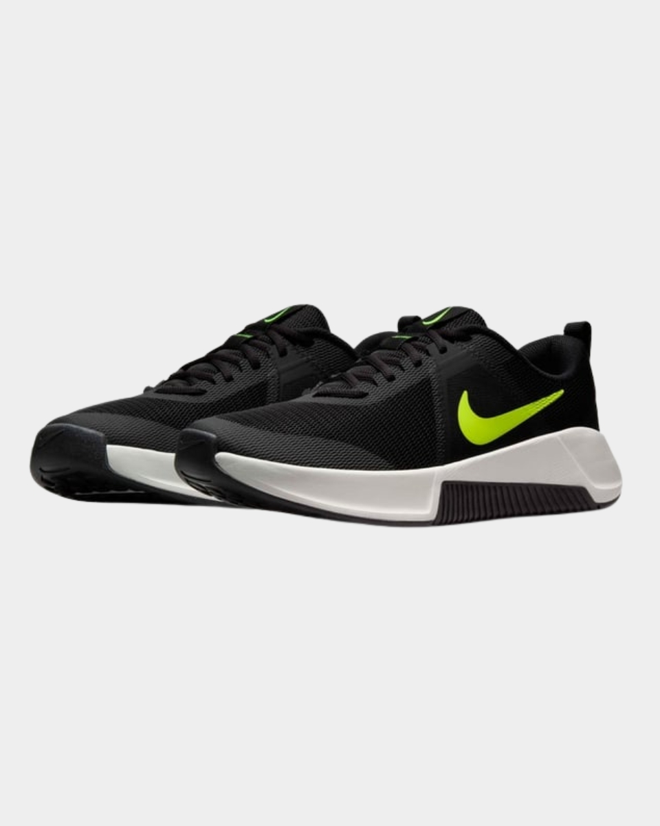 CALZADO NIKE MC TRAINER 3 NEGRO PIPA FLUO ME FQ1831-005