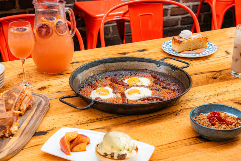 Overhead shot of a paella mixta
