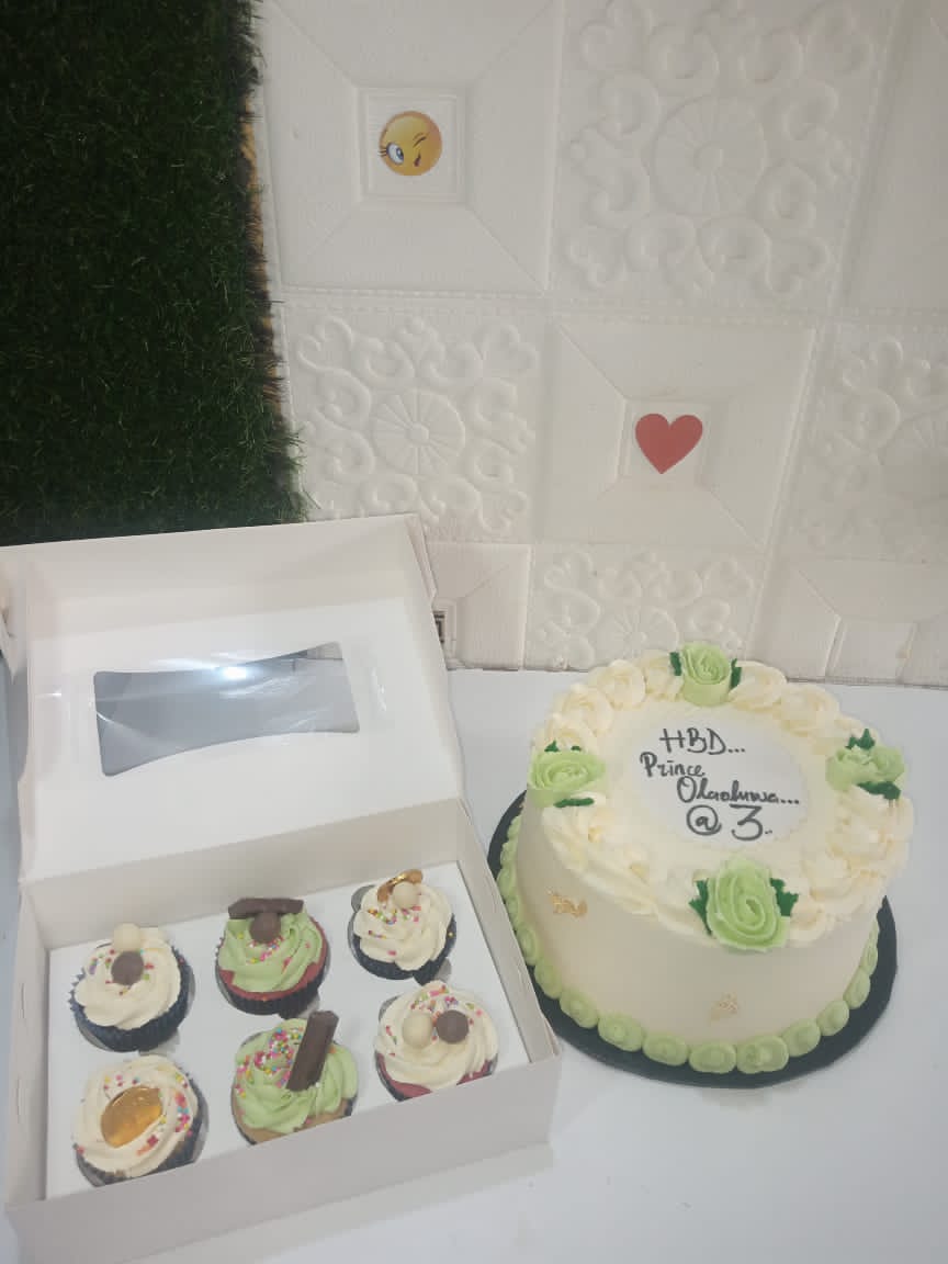 Lemon Zest Delight cake