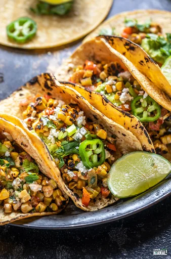 Tacos de maíz asado