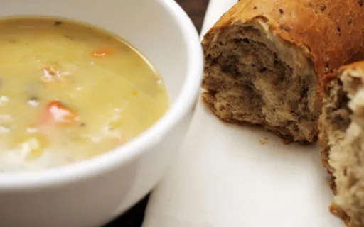 Crema de pollo y maíz dulce
