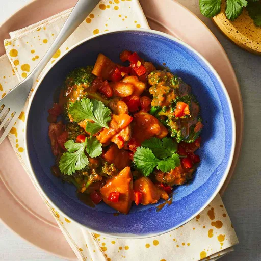 Chicken & Broccoli Curry with Turmeric Brown Rice