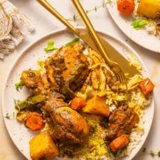 Pollo al curry jamaicano