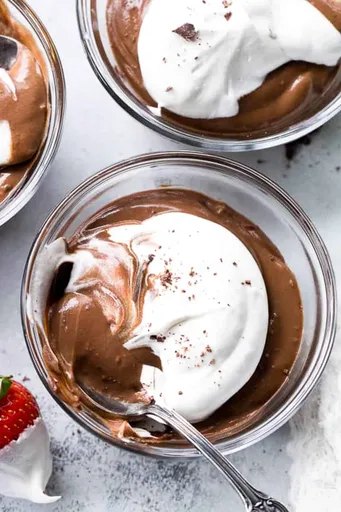 4-Ingredient Healthy Chocolate Pudding (Paleo, Vegan)