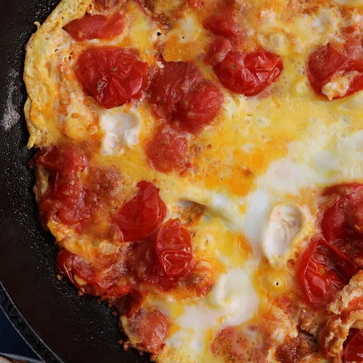 Lebanese breakfast egg and tomatoes